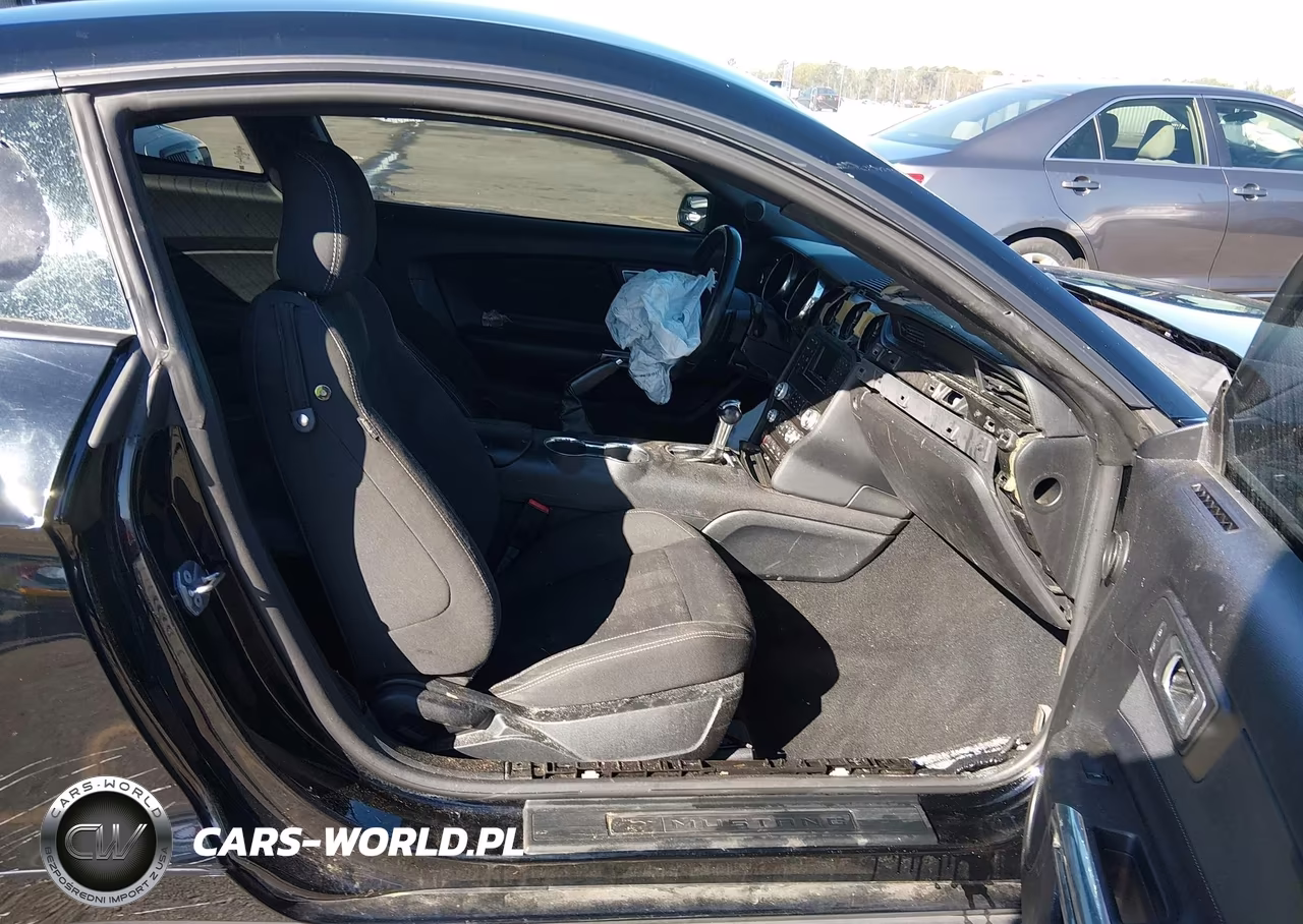 2020 Ford Mustang Ecoboost Fastback VIN:1FA6P8TH2L5149285 - 5