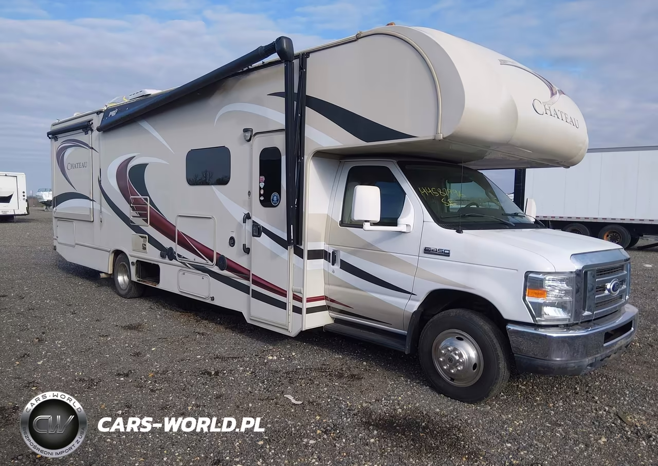 2014 Ford E-450 Cutaway