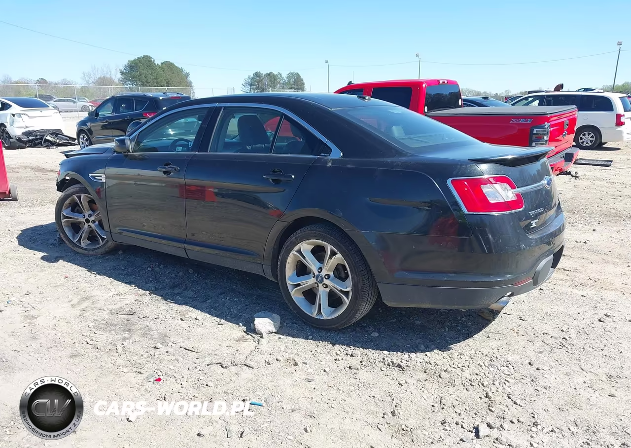 2010 Ford Taurus Sho VIN:1FAHP2KT1AG103489 - 3
