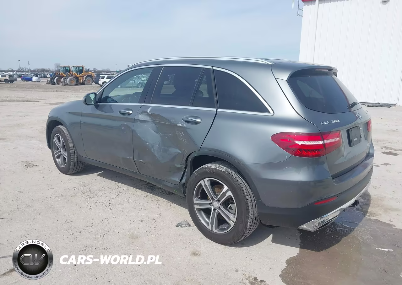 2017 Mercedes-Benz Glc 300 4Matic VIN:WDC0G4KB2HF153550 - 3