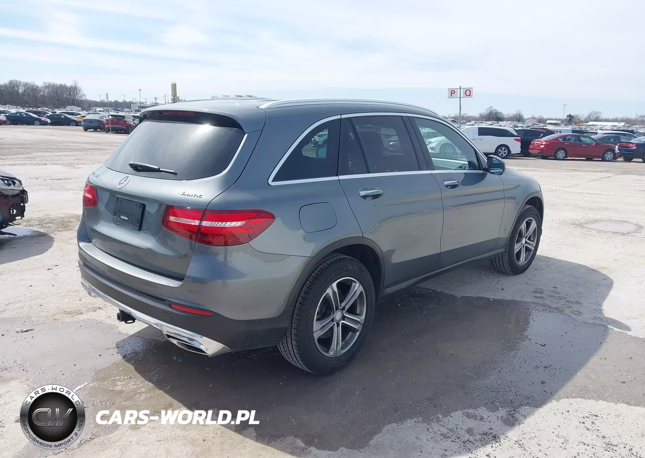 2017 Mercedes-Benz Glc 300 4Matic VIN:WDC0G4KB2HF153550 - 4