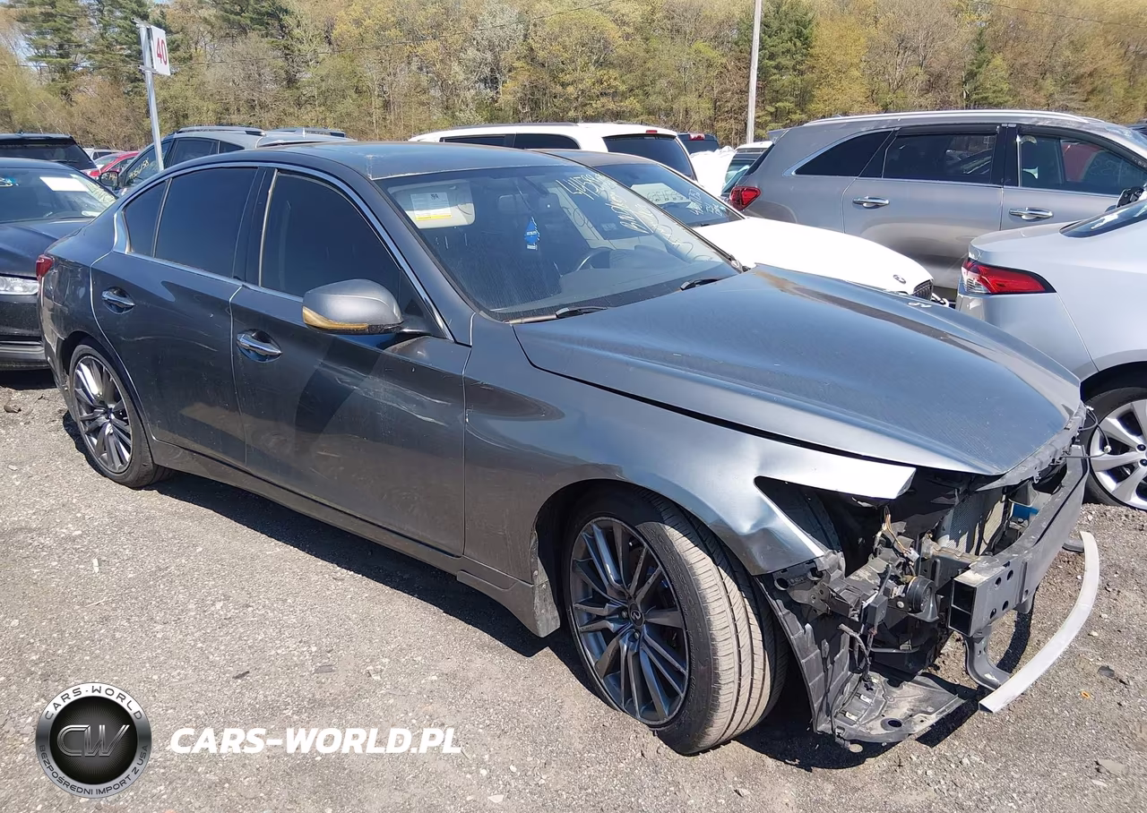 2015 Infiniti Q50 Premium