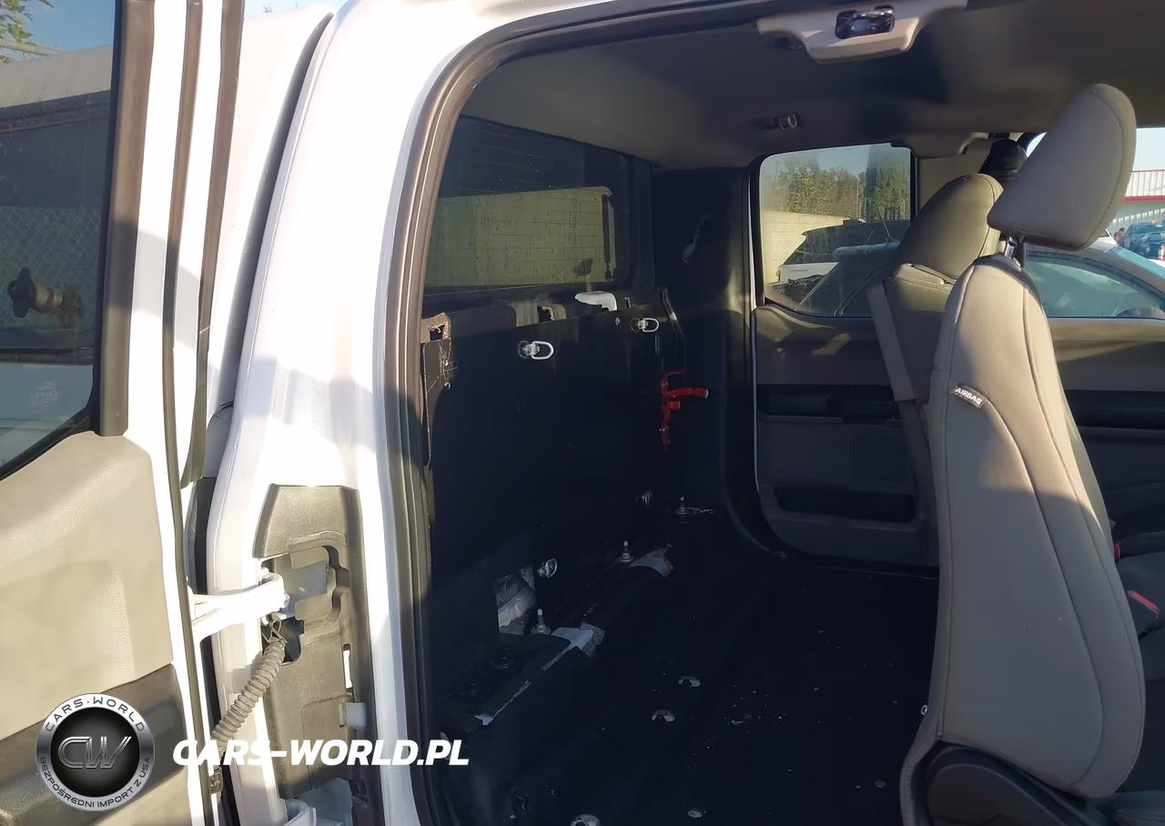 2018 Ford F-150 Xl VIN:1FTEX1CB7JKE81875 - 8
