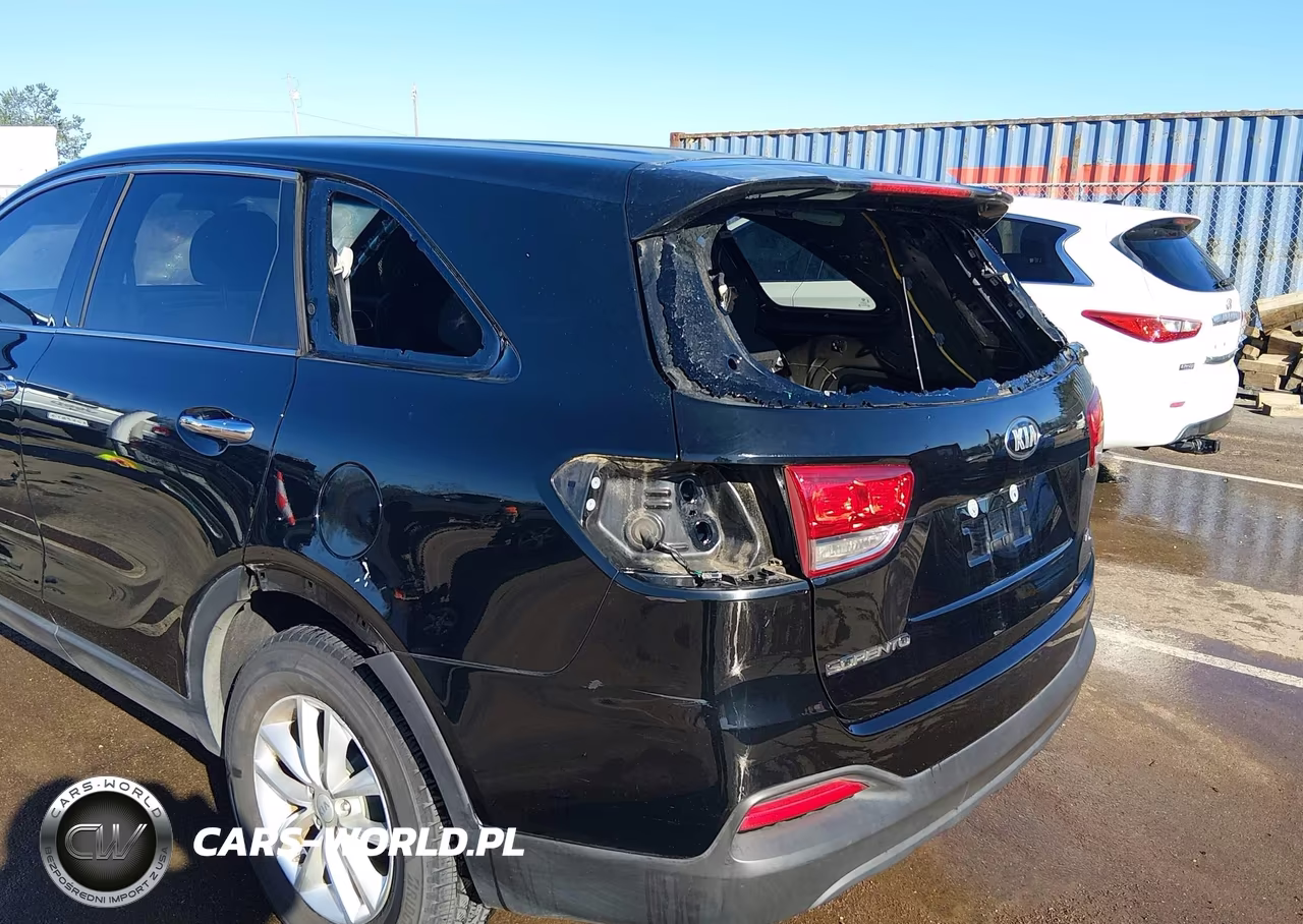 2018 Kia Sorento 2.4L L VIN:5XYPG4A39JG427506 - 6