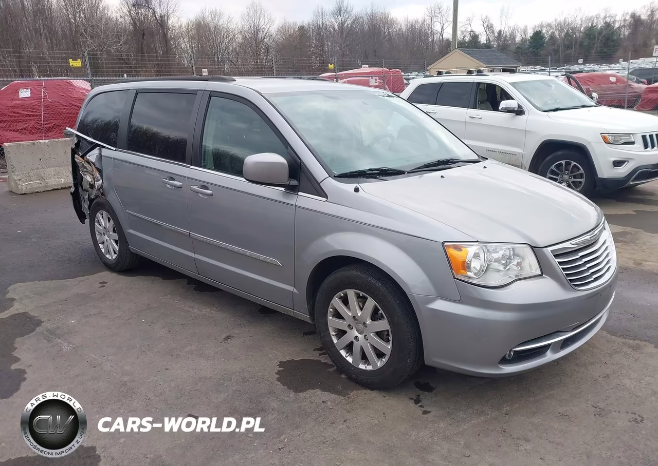 2015 Chrysler Town & Country Touring