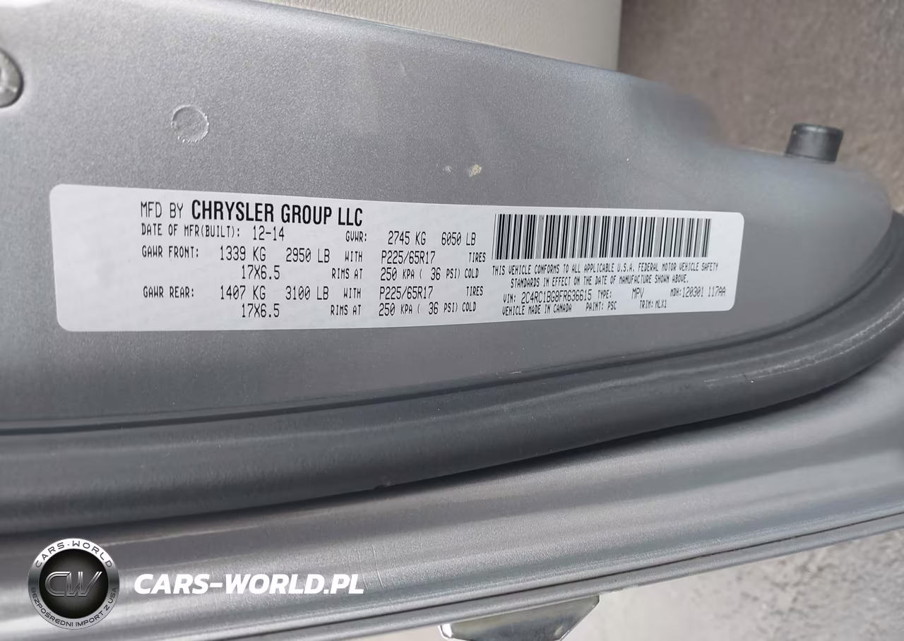 2015 Chrysler Town & Country Touring VIN:2C4RC1BG8FR636615 - 9