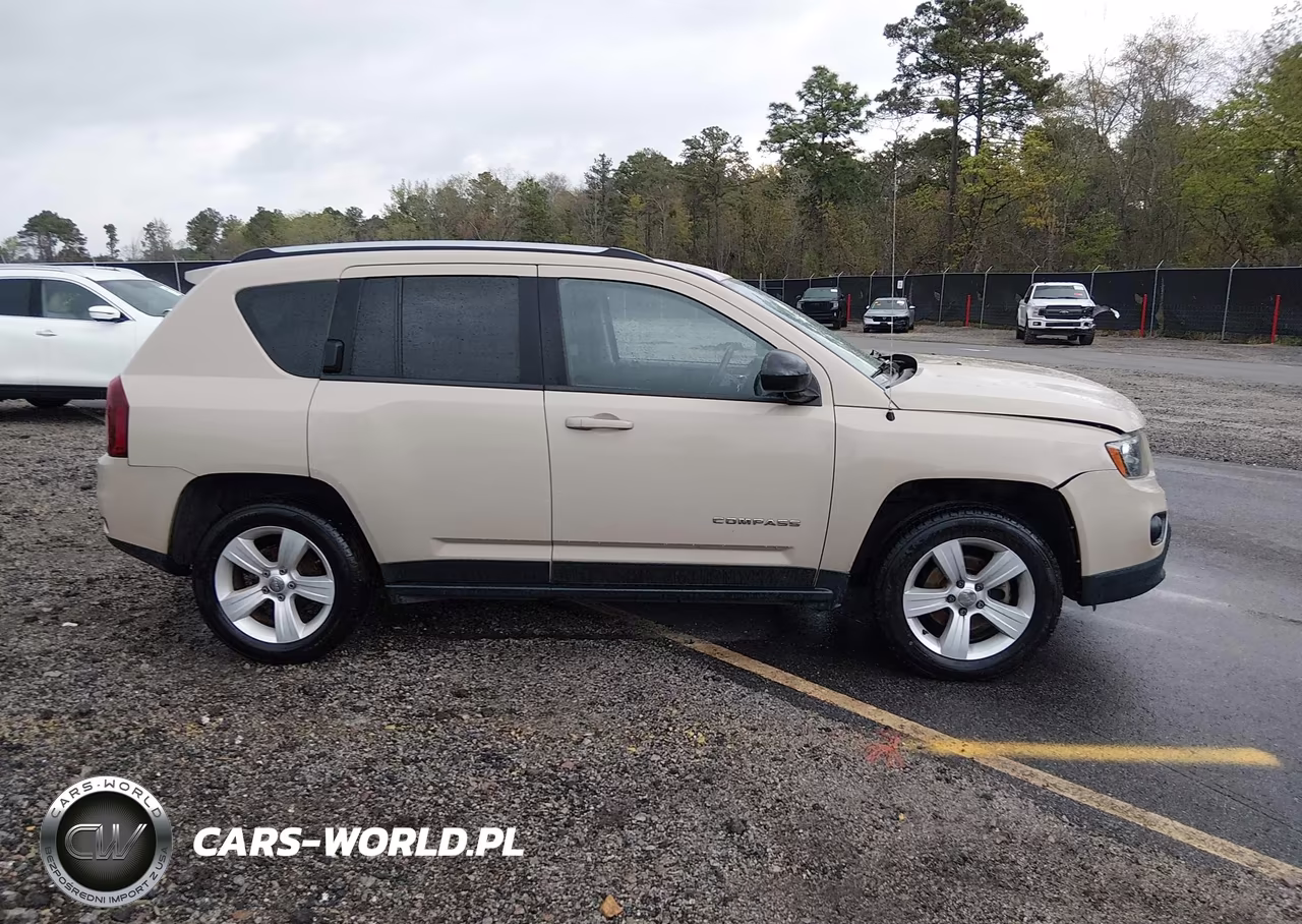 2017 Jeep Compass Sport 4X4 VIN:1C4NJDBB2HD154433 - 13
