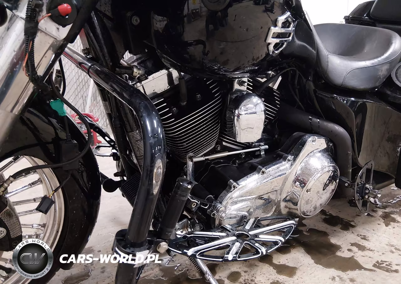 2009 Harley-Davidson Flhx VIN:1HD1KB4199Y675727 - 16