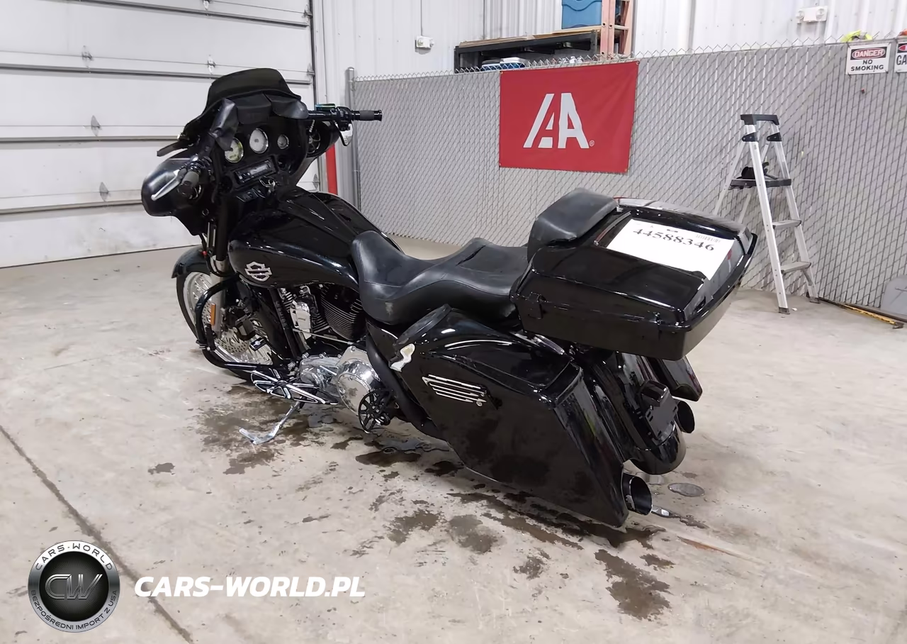 2009 Harley-Davidson Flhx VIN:1HD1KB4199Y675727 - 3