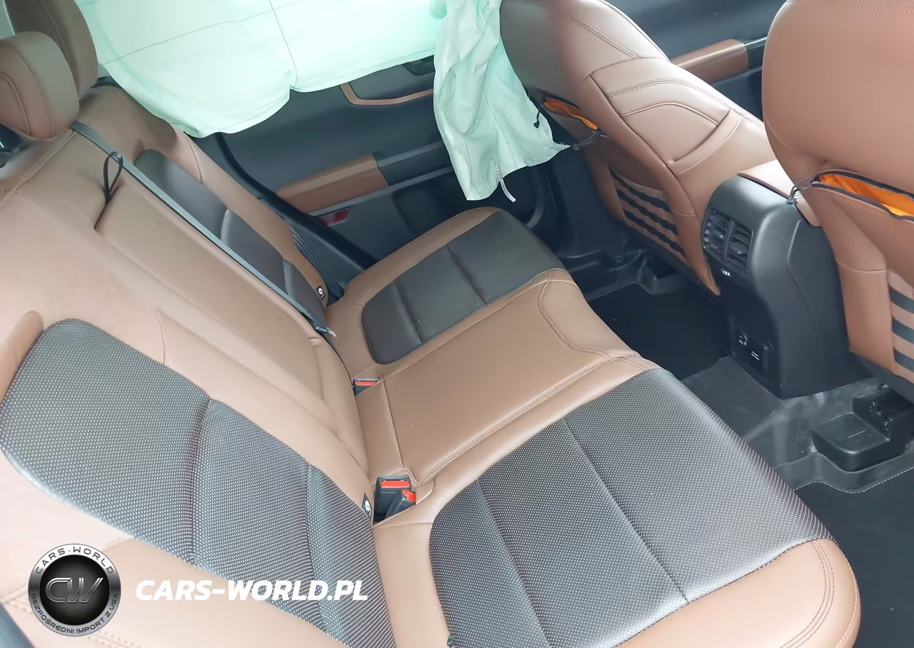 2021 Ford Bronco Sport Badlands VIN:3FMCR9D99MRA77600 - 8
