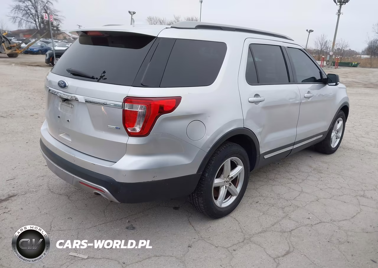2016 Ford Explorer Xlt VIN:1FM5K8D84GGC31348 - 4