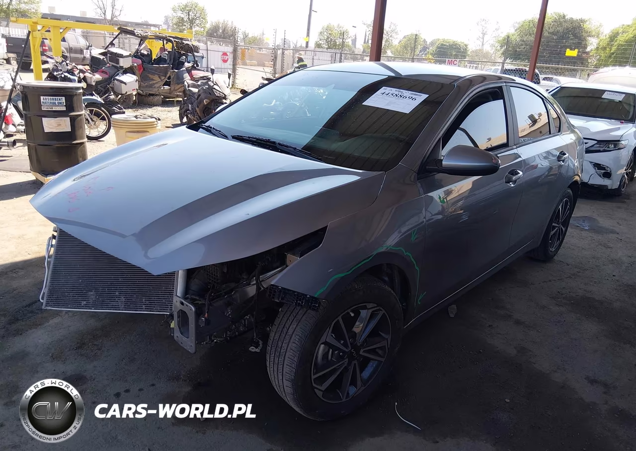 2024 Kia Forte Lxs VIN:3KPF24AD7RE725757 - 2
