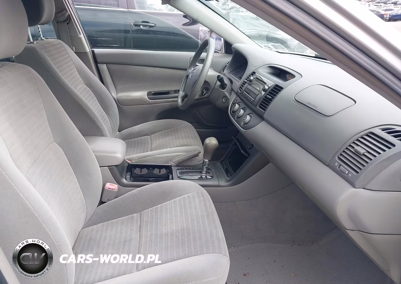 2005 Toyota Camry Le VIN:4T1BE32K25U623545 - 5