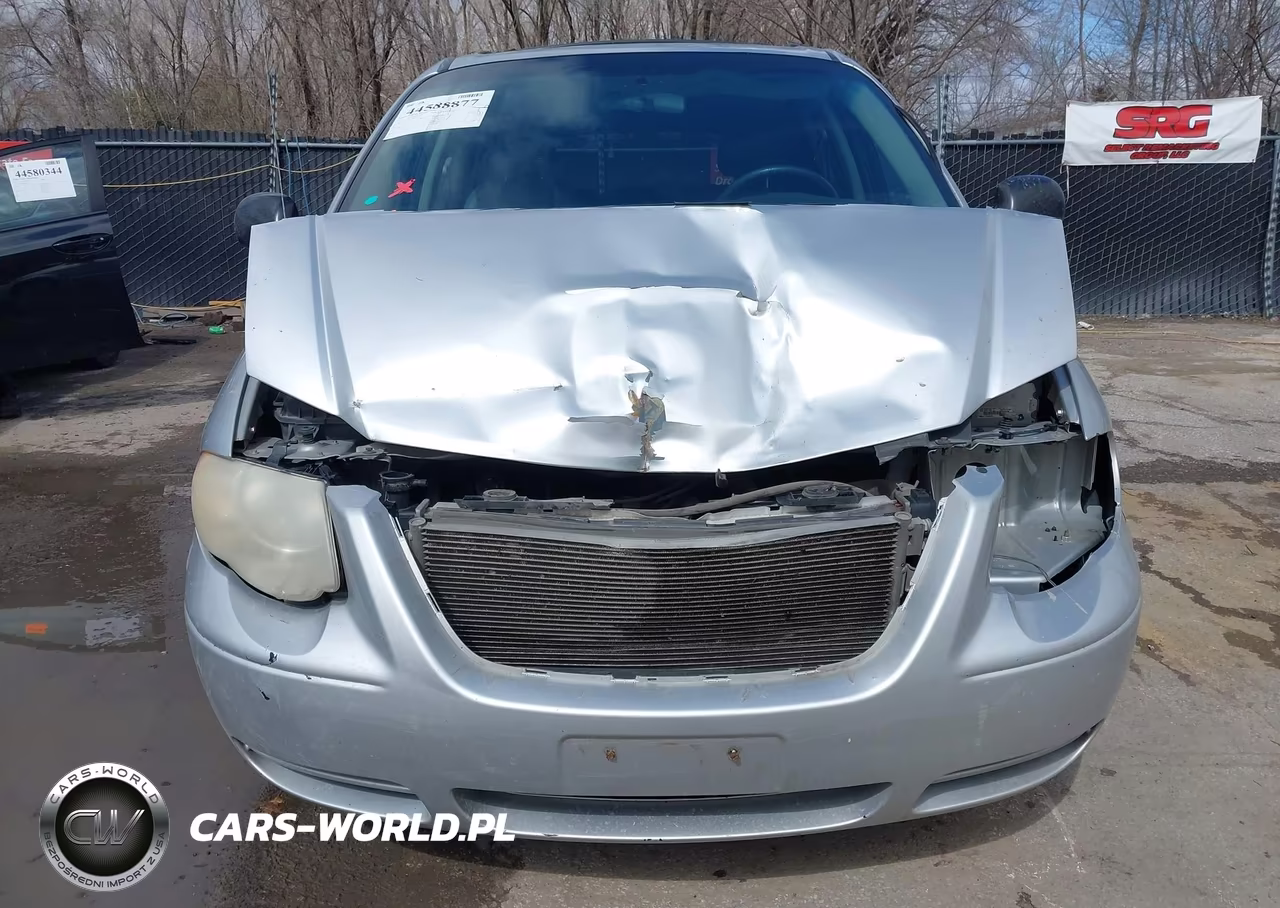 2007 Chrysler Town & Country Touring VIN:2A4GP54L77R137264 - 6
