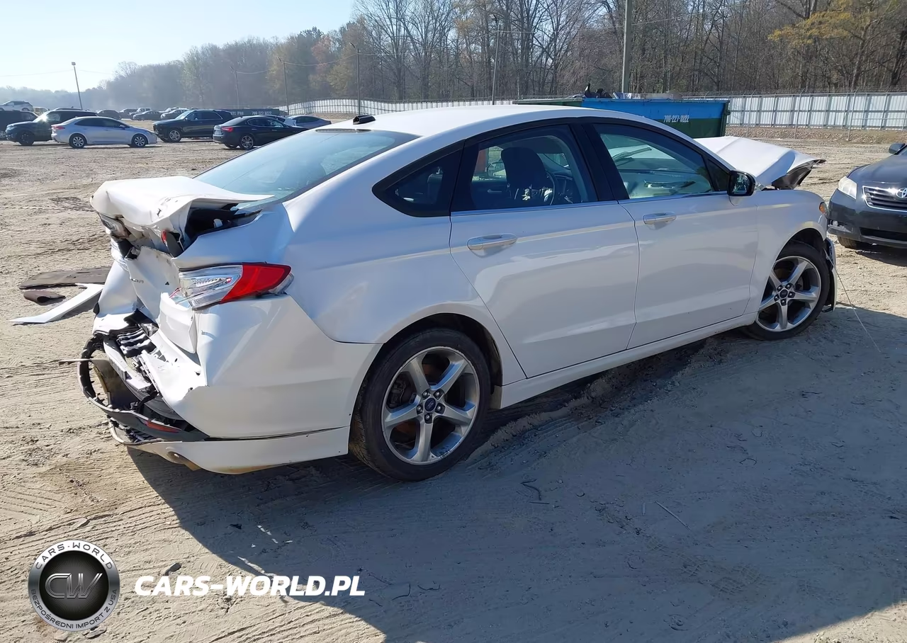 2013 Ford Fusion Se VIN:3FA6P0HR0DR355822 - 4