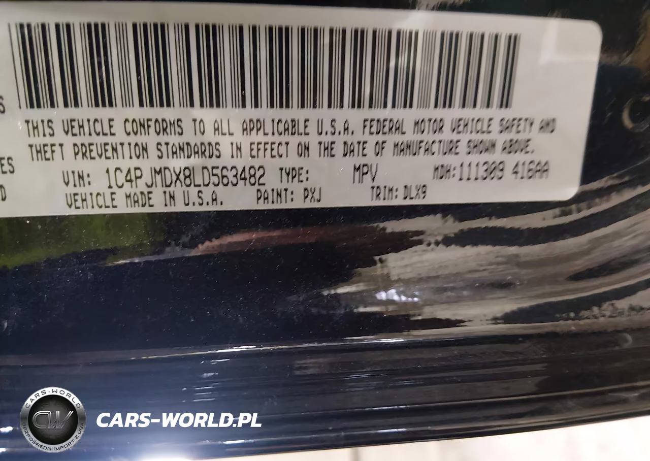 2020 Jeep Cherokee Limited 4X4 VIN:1C4PJMDX8LD563482 - 9