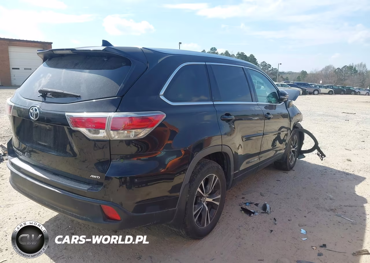 2016 Toyota Highlander Xle V6 VIN:5TDJKRFH7GS282791 - 4