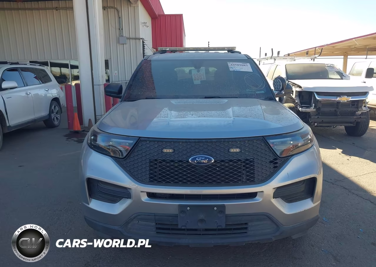 2020 Ford Police Interceptor Utility VIN:1FM5K8AB2LGD07742 - 11