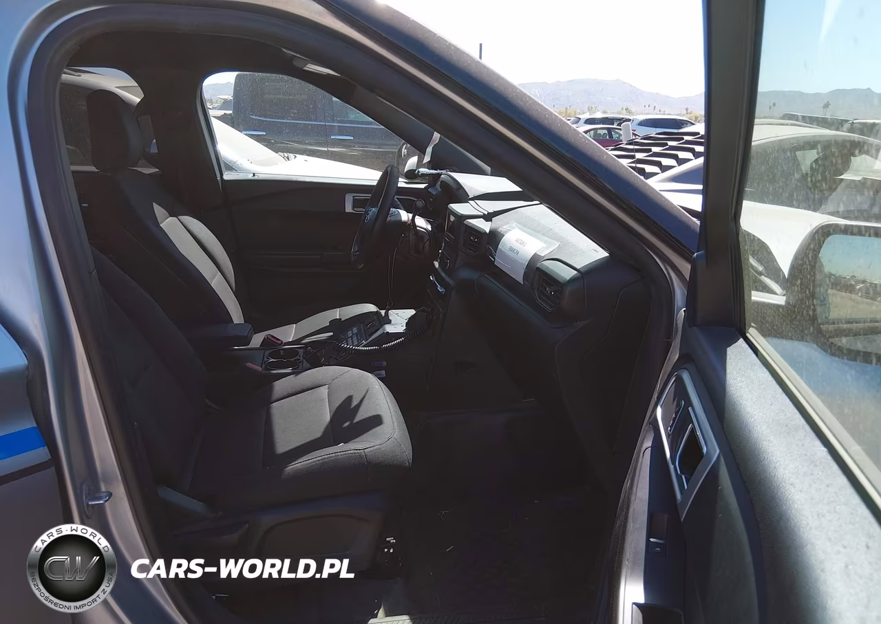 2020 Ford Police Interceptor Utility VIN:1FM5K8AB2LGD07742 - 5