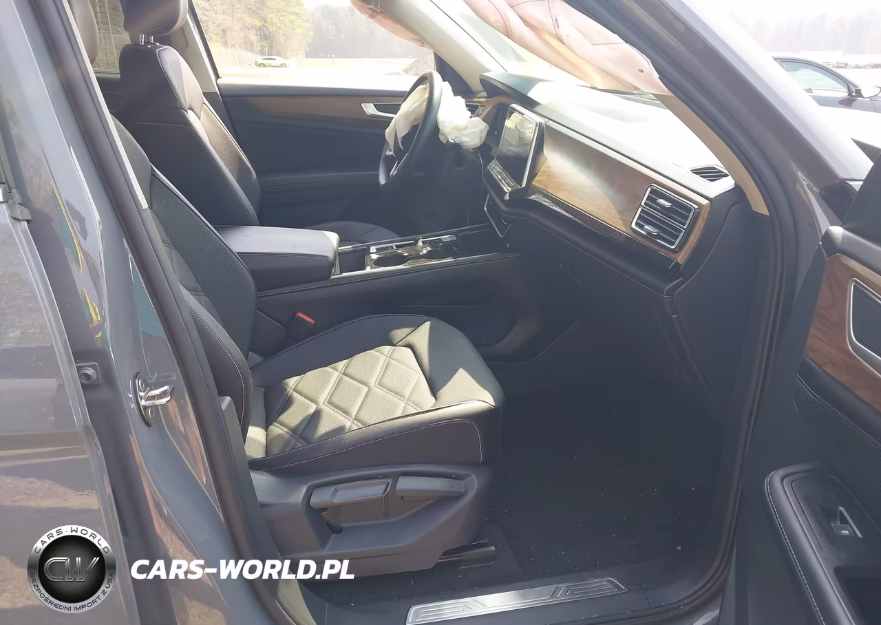 2025 Volkswagen Atlas 2.0T Se W-Technology VIN:1V2WR2CA8SC545945 - 5