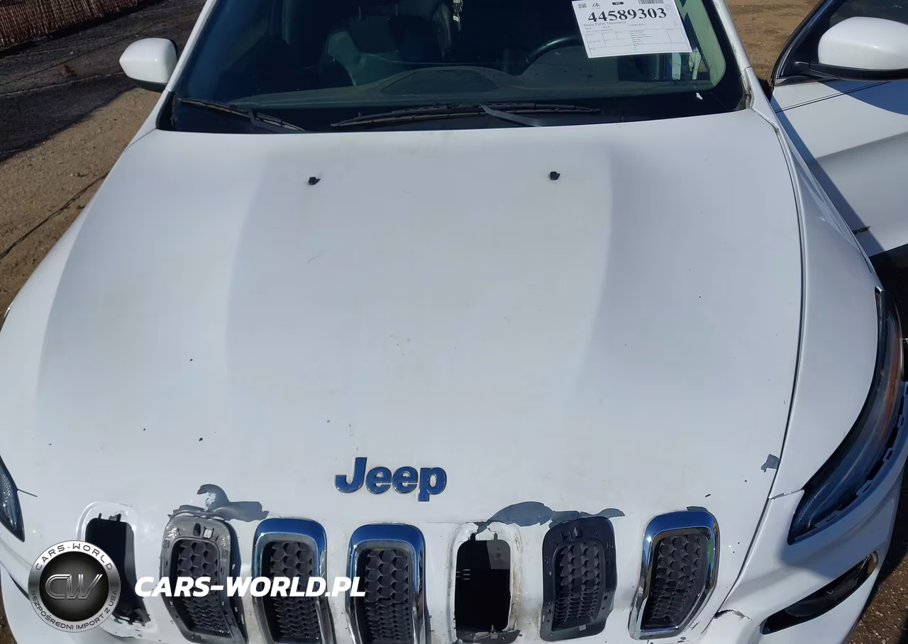 2018 Jeep Cherokee Latitude Plus Fwd VIN:1C4PJLLB8JD622656 - 10