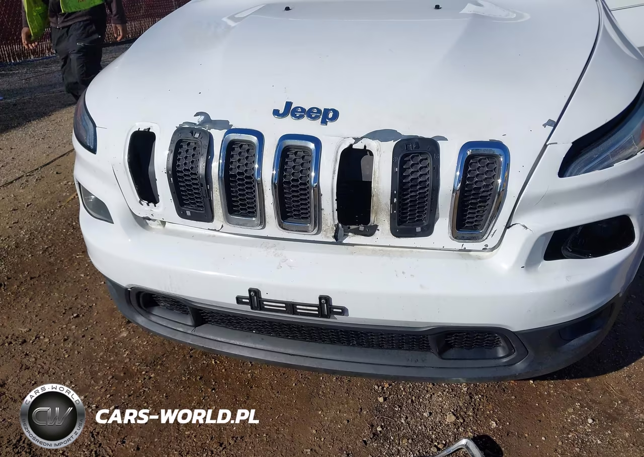 2018 Jeep Cherokee Latitude Plus Fwd VIN:1C4PJLLB8JD622656 - 6