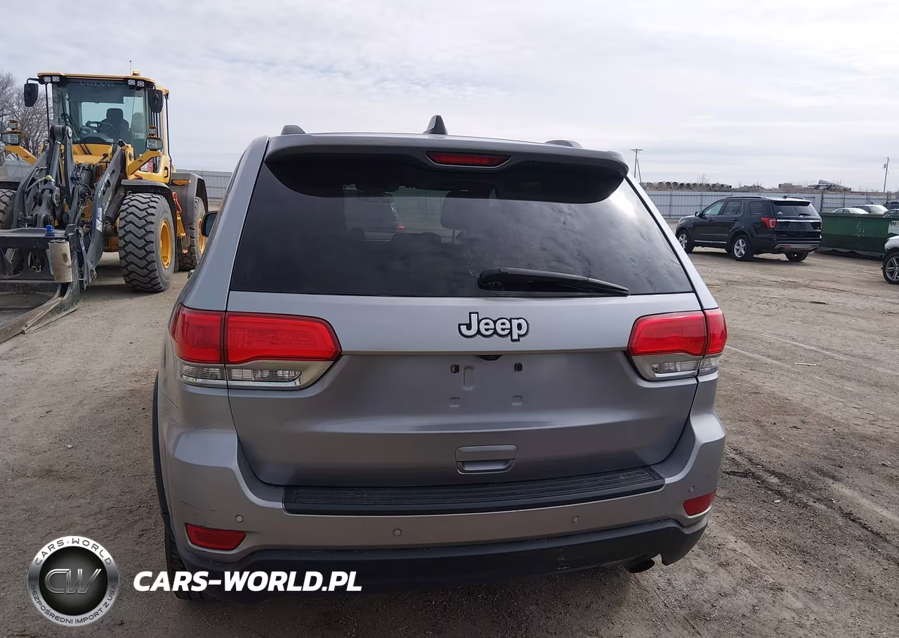 2018 Jeep Grand Cherokee Laredo E 4X4 VIN:1C4RJFAG2JC507484 - 16