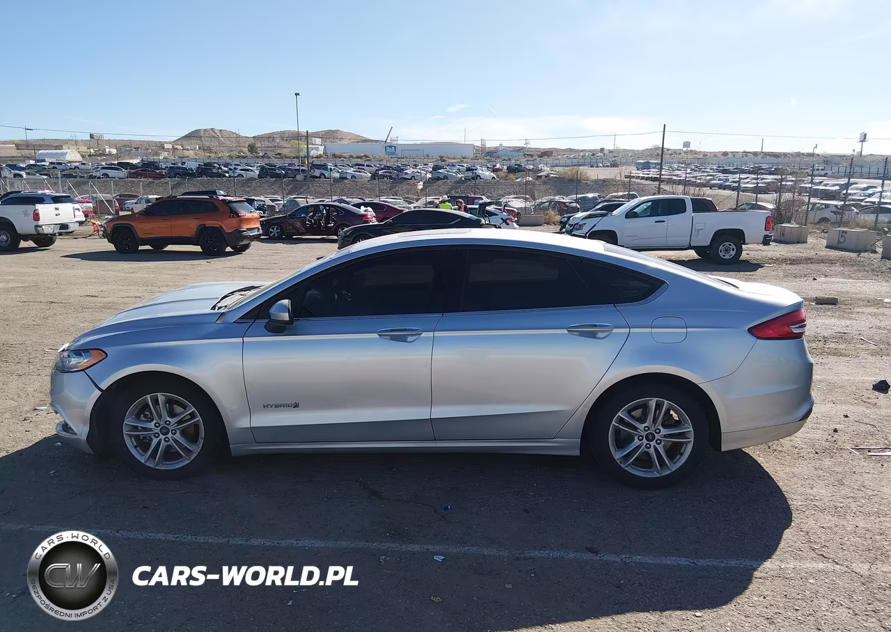 2018 Ford Fusion Hybrid Se VIN:3FA6P0LU1JR234577 - 14