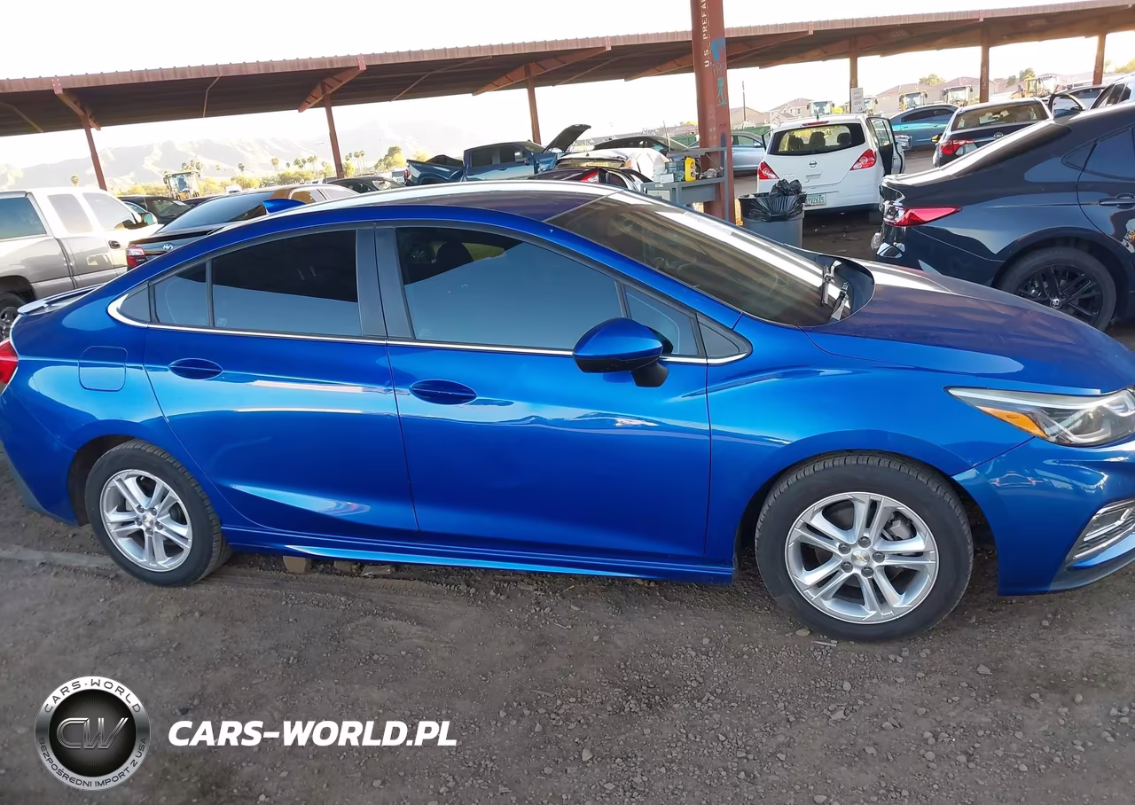 2018 Chevrolet Cruze Lt Auto VIN:1G1BE5SM2J7128197 - 13