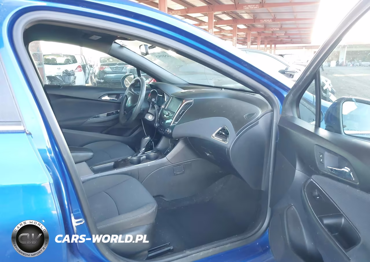 2018 Chevrolet Cruze Lt Auto VIN:1G1BE5SM2J7128197 - 5