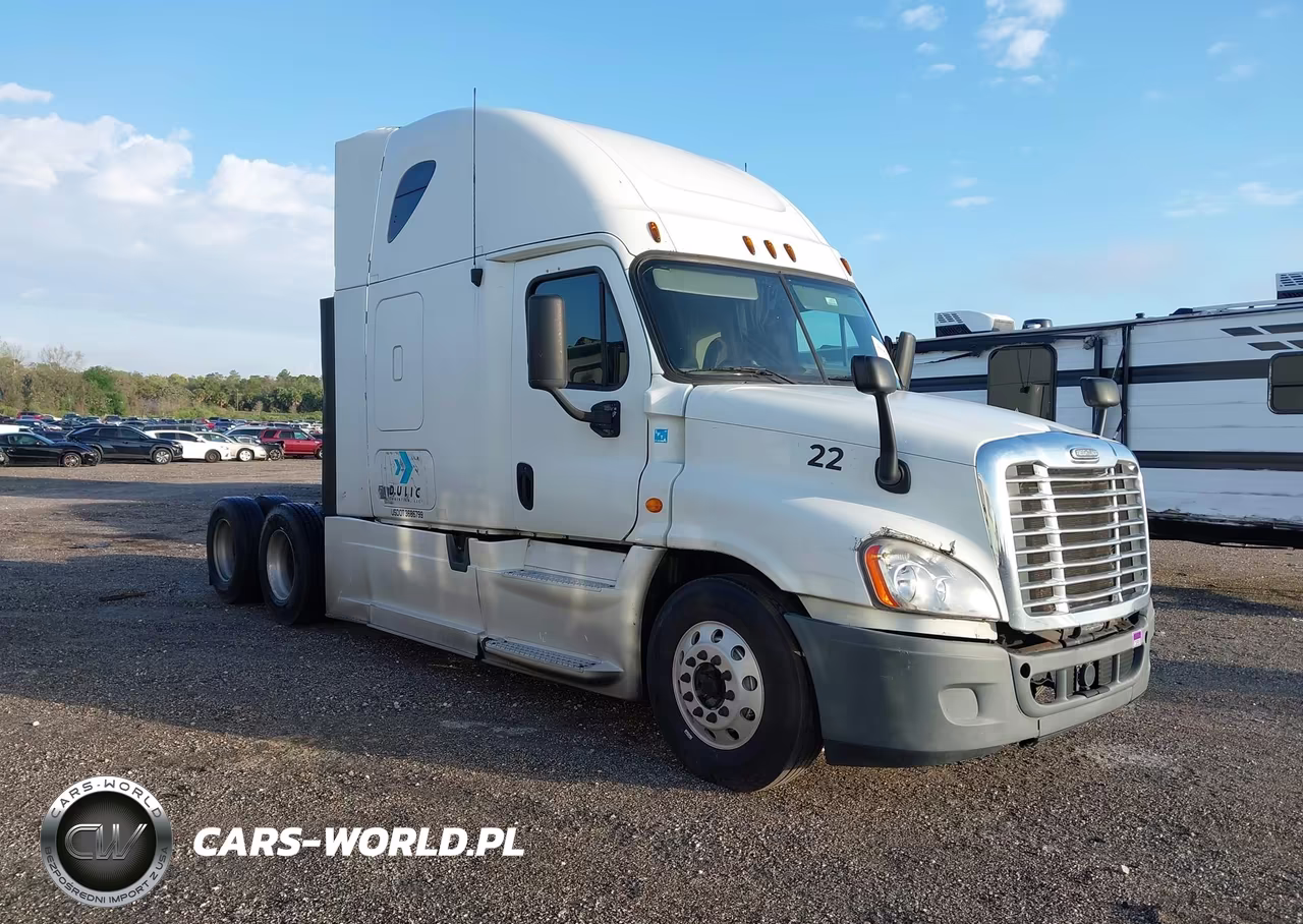 2013 Freightliner Cascadia 125