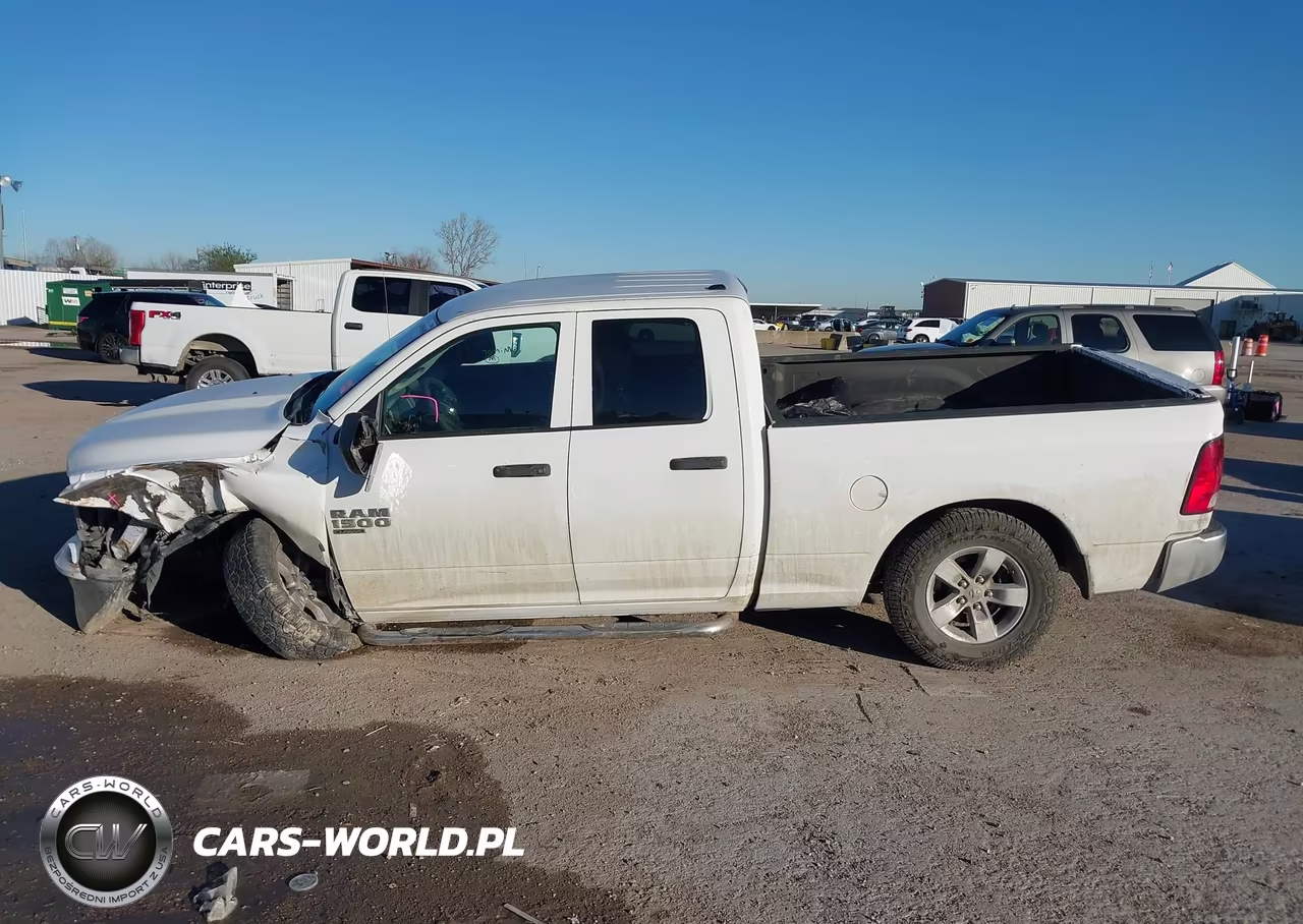 2019 Ram 1500 Classic Tradesman 4X2 6'4 Box VIN:1C6RR6FG3KS574322 - 14