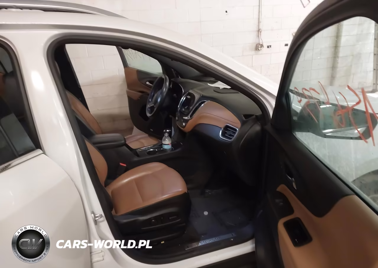 2018 Chevrolet Equinox Premier VIN:2GNAXWEXXJ6156006 - 5
