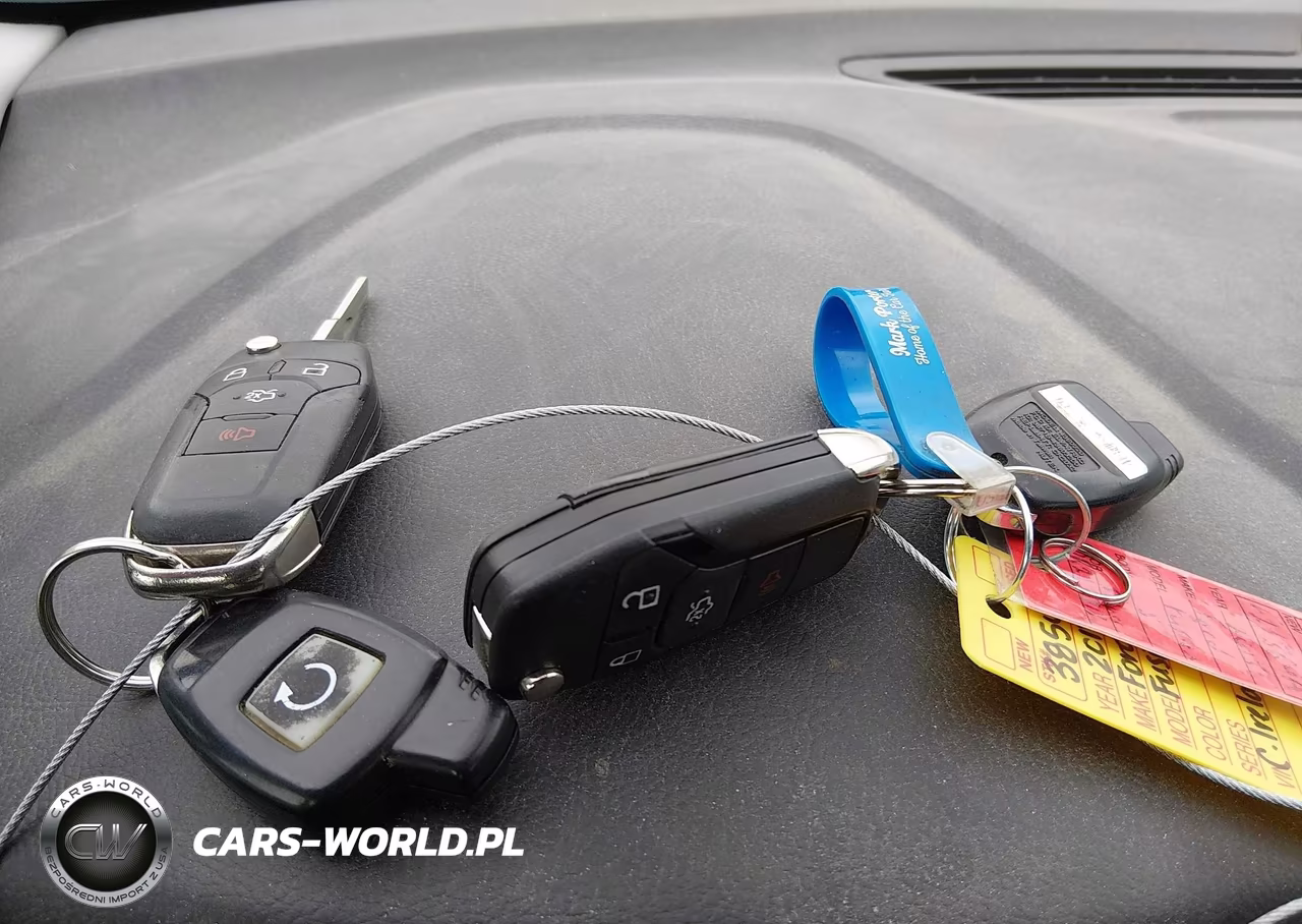 2013 Ford Fusion S VIN:3FA6P0G79DR213713 - 11