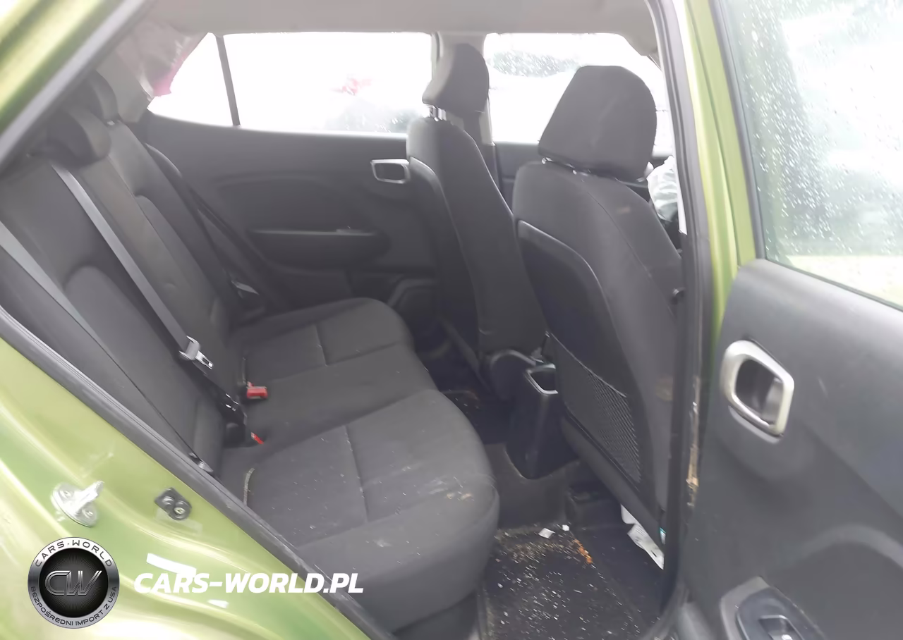 2021 Hyundai Venue Se VIN:KMHRB8A36MU070086 - 8