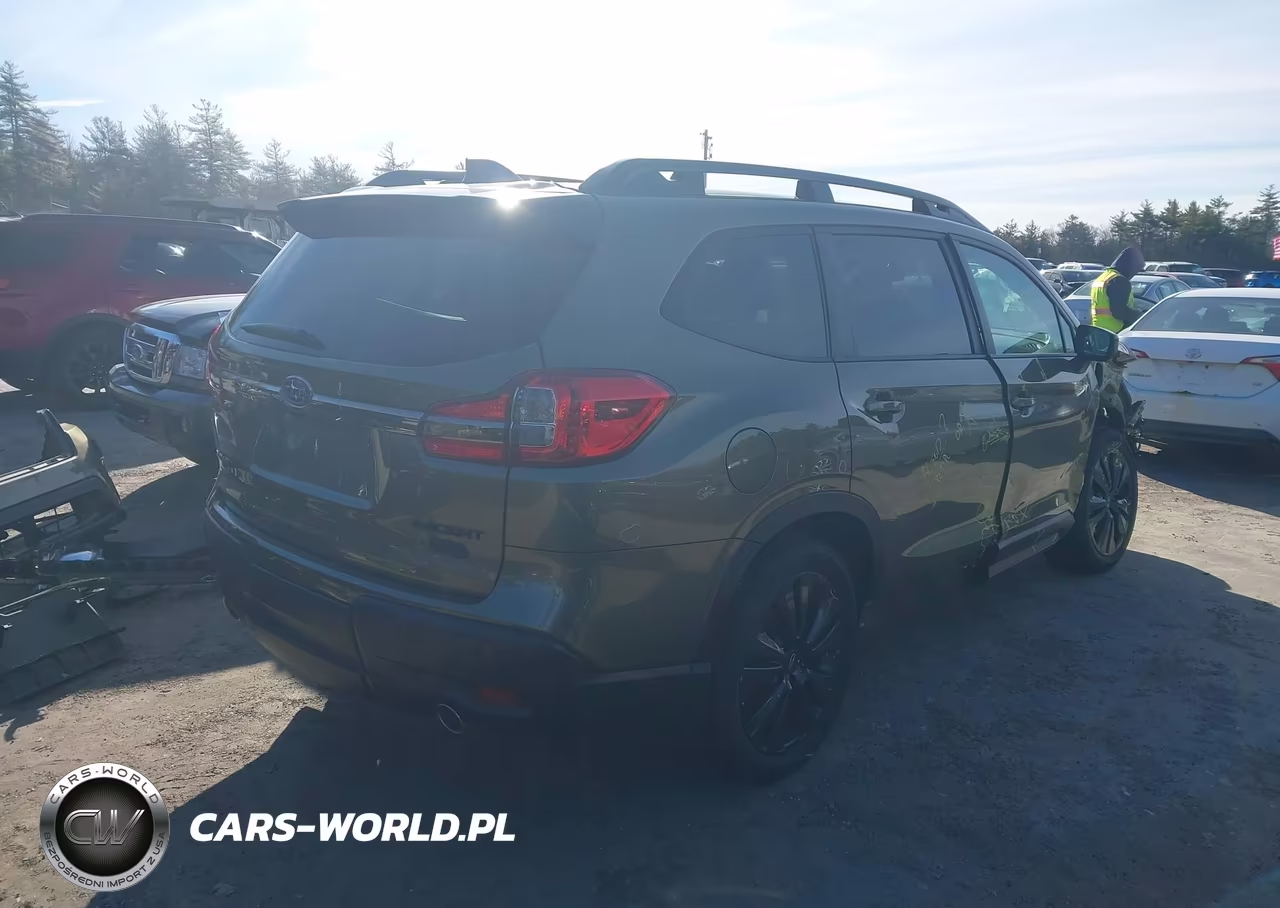 2022 Subaru Ascent Onyx Edition VIN:4S4WMAJD7N3470744 - 4
