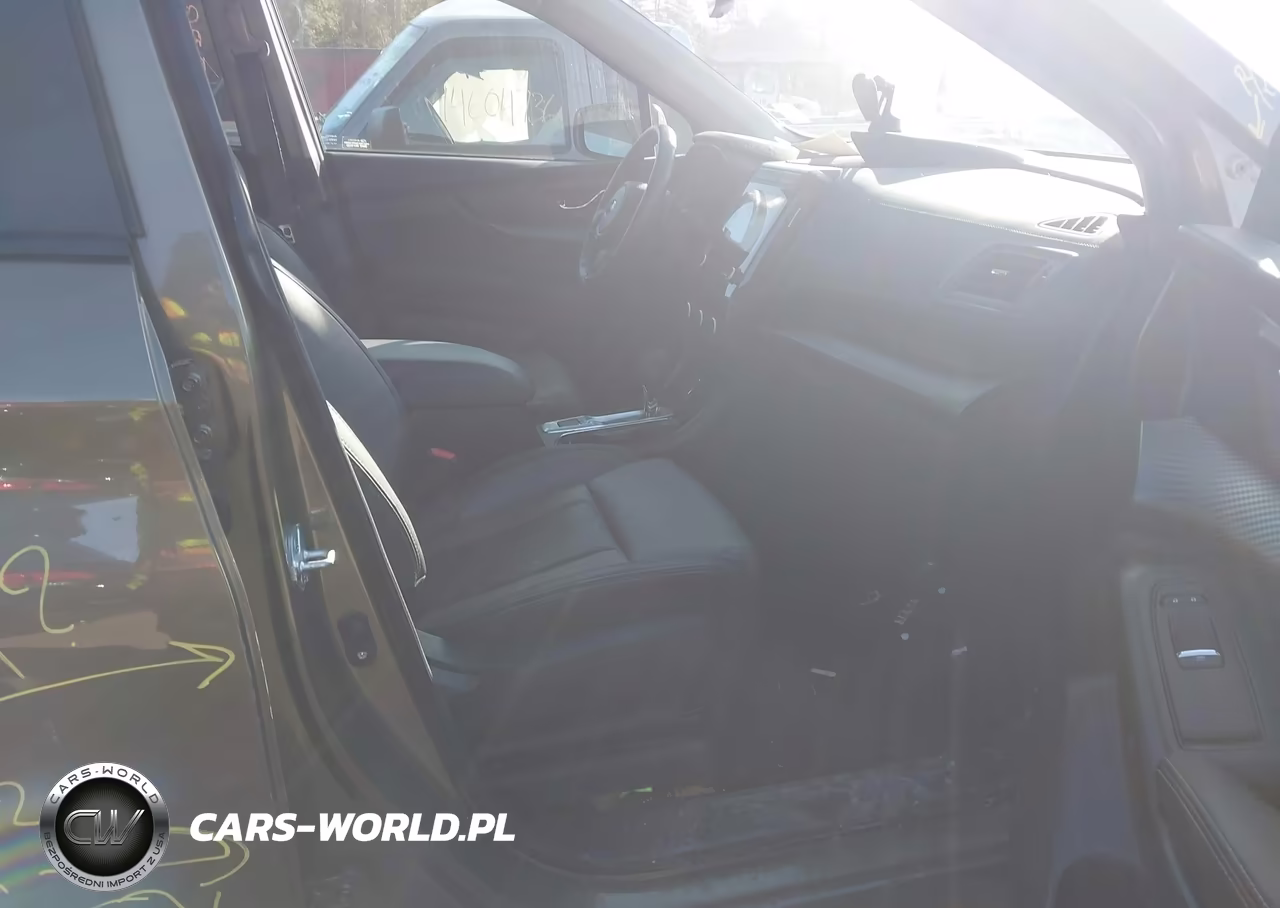 2022 Subaru Ascent Onyx Edition VIN:4S4WMAJD7N3470744 - 5