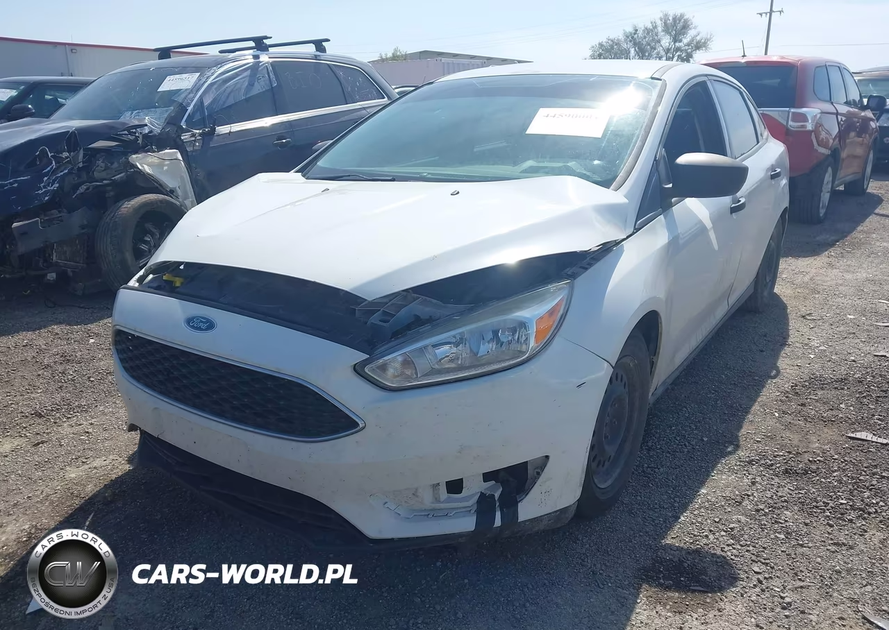 2017 Ford Focus S VIN:1FADP3E24HL282085 - 2