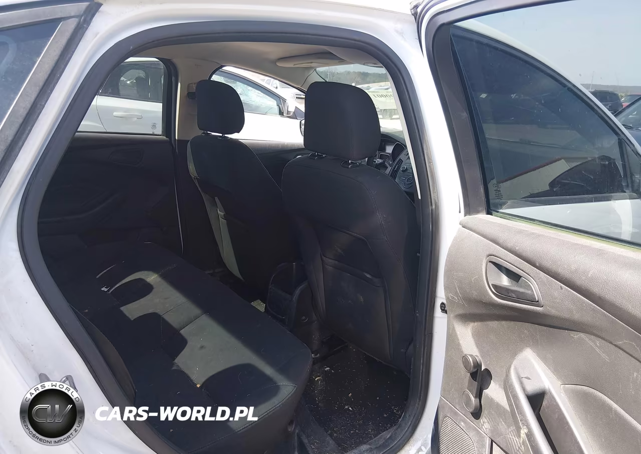 2017 Ford Focus S VIN:1FADP3E24HL282085 - 8