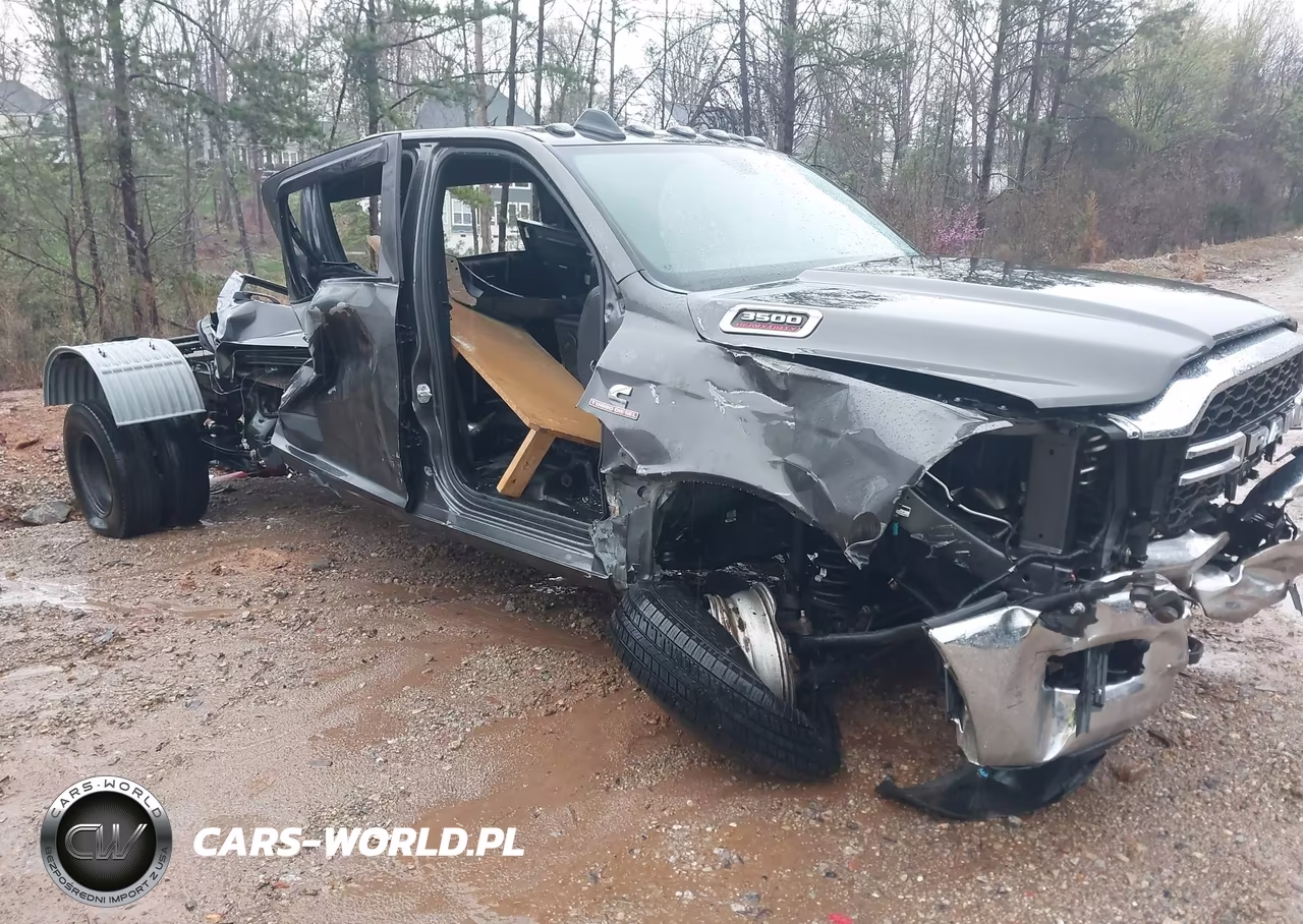 2023 RAM 3500 TRADESMAN 4X2 8' BOX