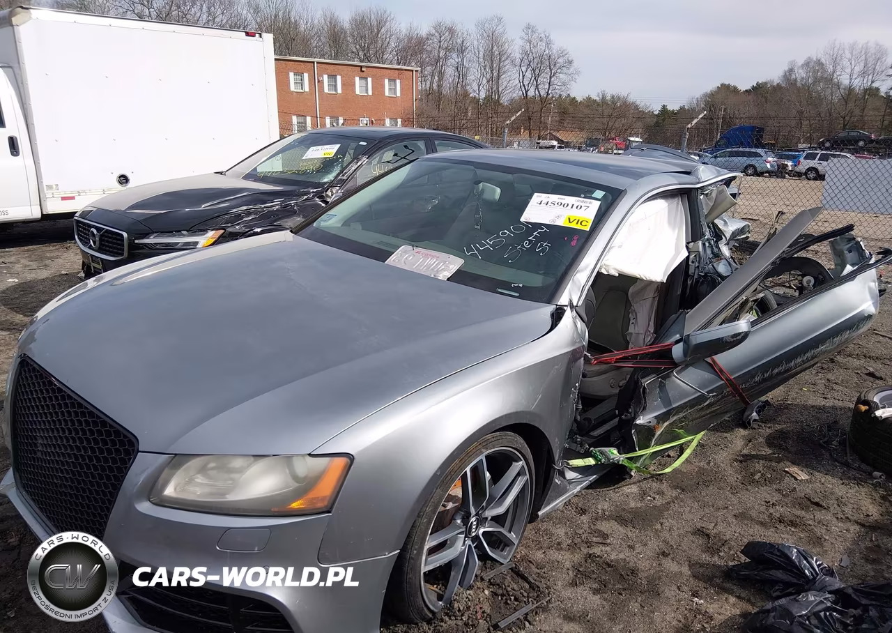 2011 Audi A5 2.0T Premium VIN:WAUCFAFR9BA079542 - 6