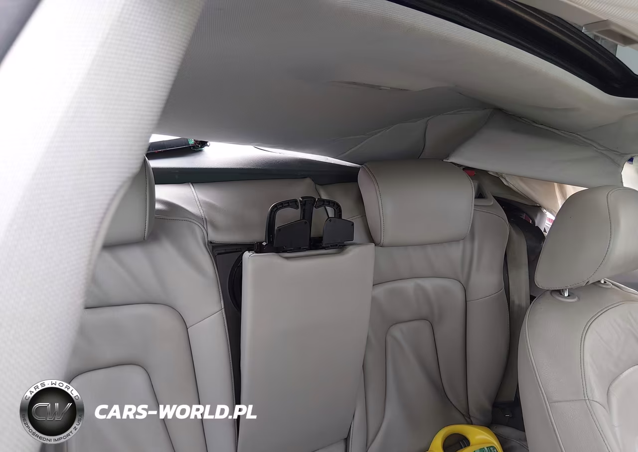 2011 Audi A5 2.0T Premium VIN:WAUCFAFR9BA079542 - 8