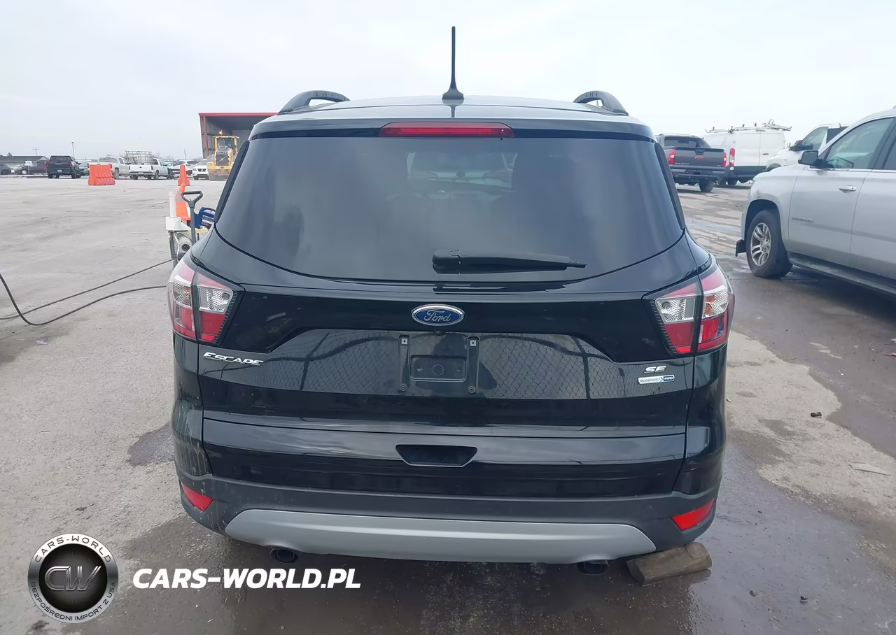 2018 Ford Escape Se VIN:1FMCU9GD9JUB25017 - 16
