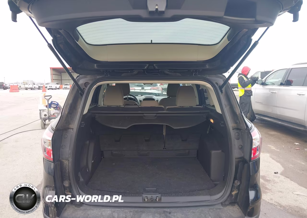 2018 Ford Escape Se VIN:1FMCU9GD9JUB25017 - 17