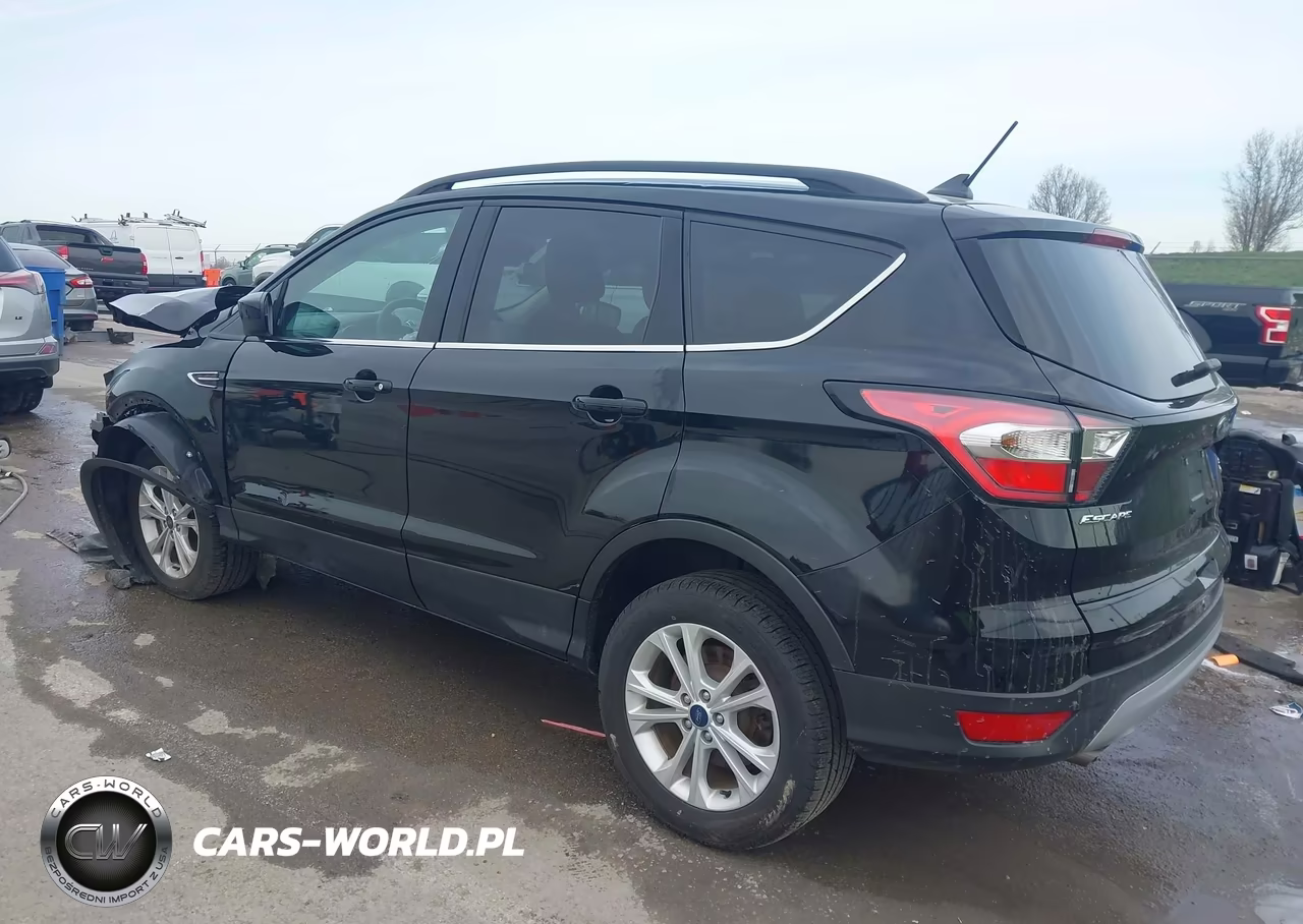 2018 Ford Escape Se VIN:1FMCU9GD9JUB25017 - 3