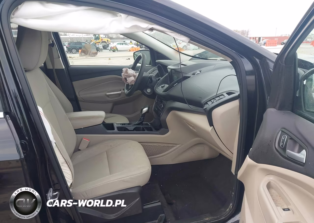 2018 Ford Escape Se VIN:1FMCU9GD9JUB25017 - 5