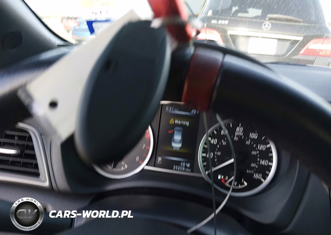 2018 Nissan Sentra Nismo VIN:3N1CB7AP2JY221749 - 11
