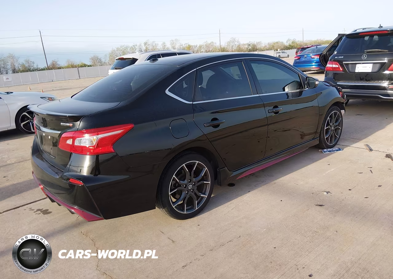 2018 Nissan Sentra Nismo VIN:3N1CB7AP2JY221749 - 4