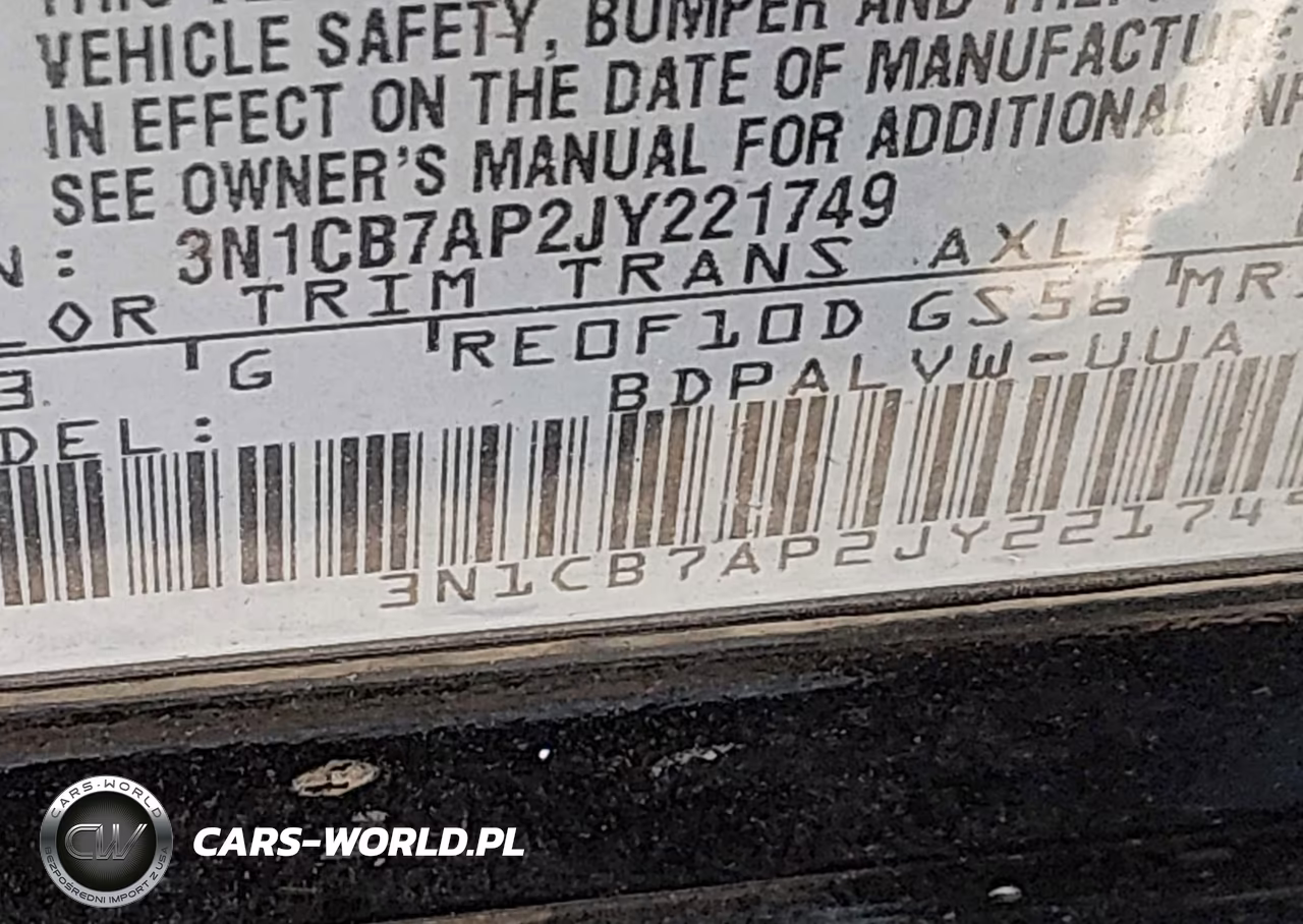 2018 Nissan Sentra Nismo VIN:3N1CB7AP2JY221749 - 9
