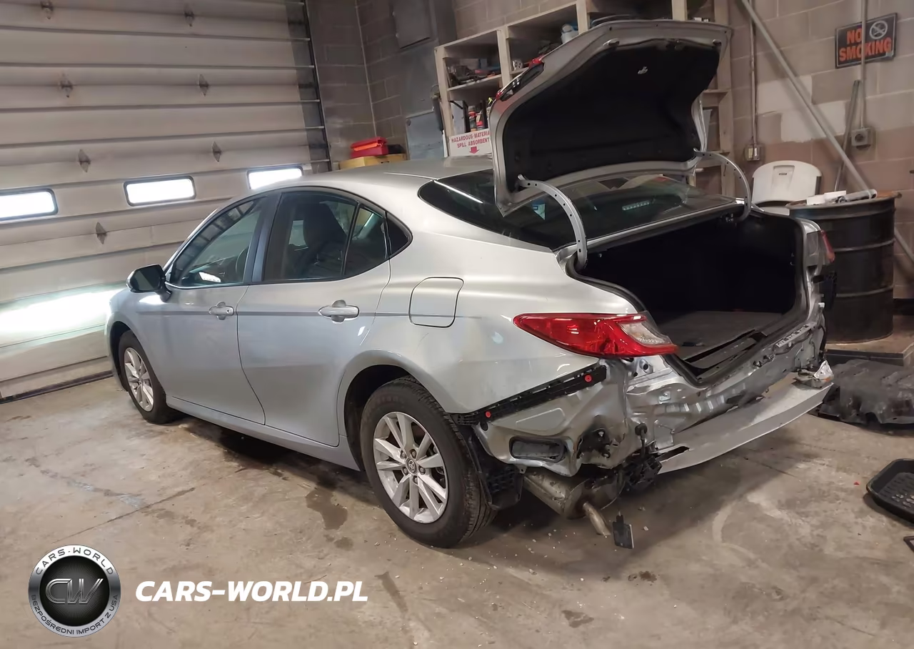 2025 Toyota Camry Le VIN:4T1DBADK8SU002907 - 3